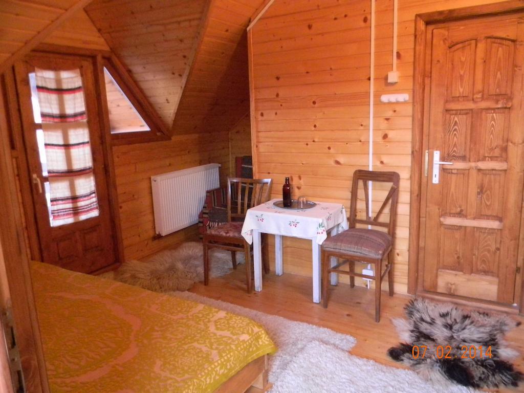 Kuekuello Vendeghaz Otel Sovata Oda fotoğraf